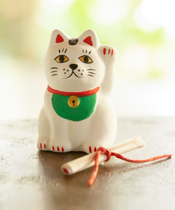 【ご紹介します！信頼の日本製！ブランド『カヤ』の可愛い縁起物！民芸陶器みくじ 招き猫】シロ