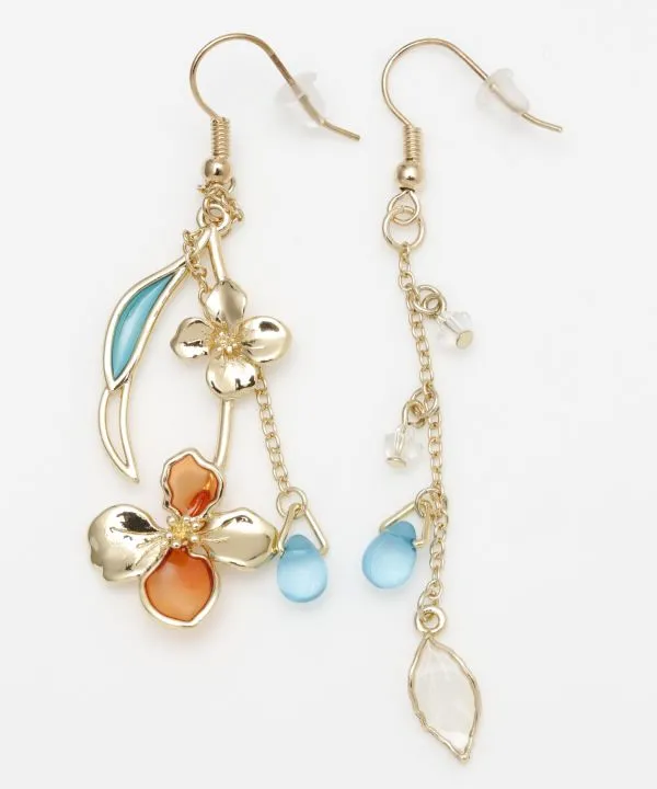 【新登場！ゴールドの花が目を惹く！和アクセサリー！普段使いにも！花優美ピアス】NANOHANA