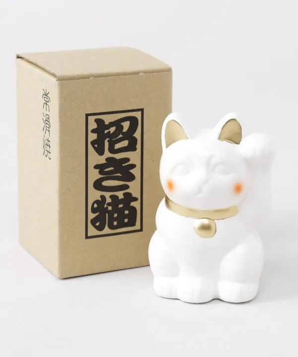 【安心の日本製！ブランド『カヤ』の常滑焼 ほっぺ招き猫3号 貯金箱】シロ