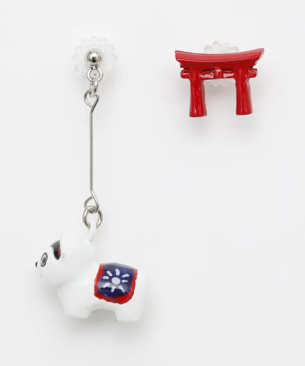【ご紹介します！安心の日本製！和アクセサリー！狛犬と鳥居ピアス】イヌ