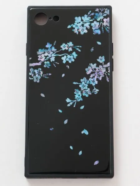 【神社で祈祷して頂いた御守りシール付！iPhone8/7兼用ガラス製スマホケース 携帯守護衣】螺鈿桜