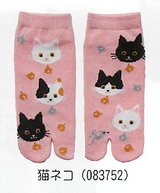 【ご紹介します！「日本」らしさをイメージした！ 和心足袋ソックススニーカー丈レディース】猫ネコ
