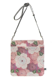 【ご紹介します！安心の日本製！彩りが美しい帆布製のバッグ！縦長ショルダー】桜づくし　ピンク