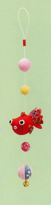 【新登場！安心の日本製！お部屋に季節の飾り物！　泡玉金魚つるし(2種)】赤