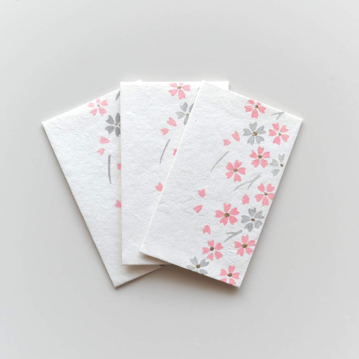 【新登場！伝統技法、型染めで一色ずつ職人が手摺りで製作しました！】手摺り型染めぽち袋 しだれ桜