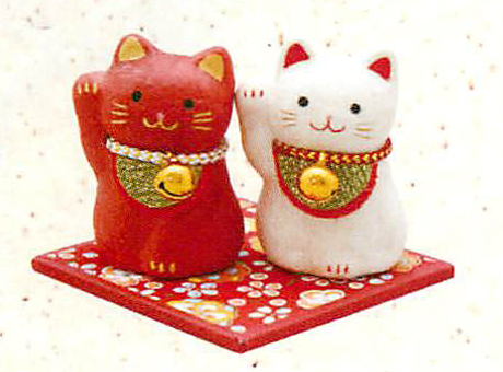 【ご紹介します！安心の日本製！彩り豊かなちぎり和紙のお正月飾り　ちぎり和紙紅白招き猫(ミニ)】