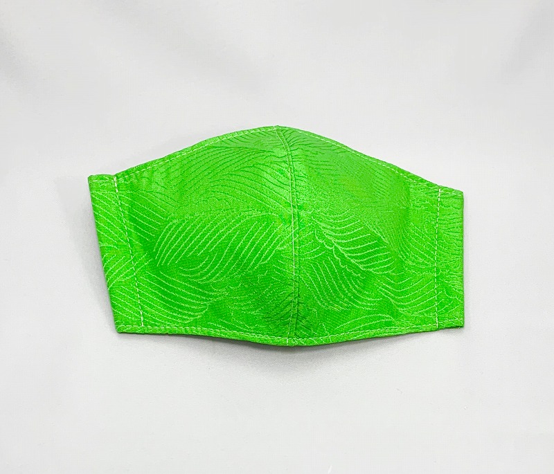 【ご紹介します！安心の日本製！正絹100％×日本の伝統美！】京染マスク M 緑