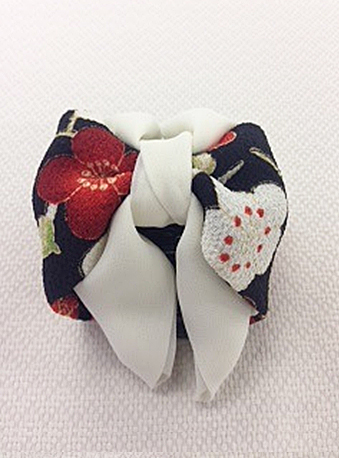 【新登場！日本製！和KOMONO 小紋工房 花柄が華やかな！リボンクリップ】モダン梅　黒