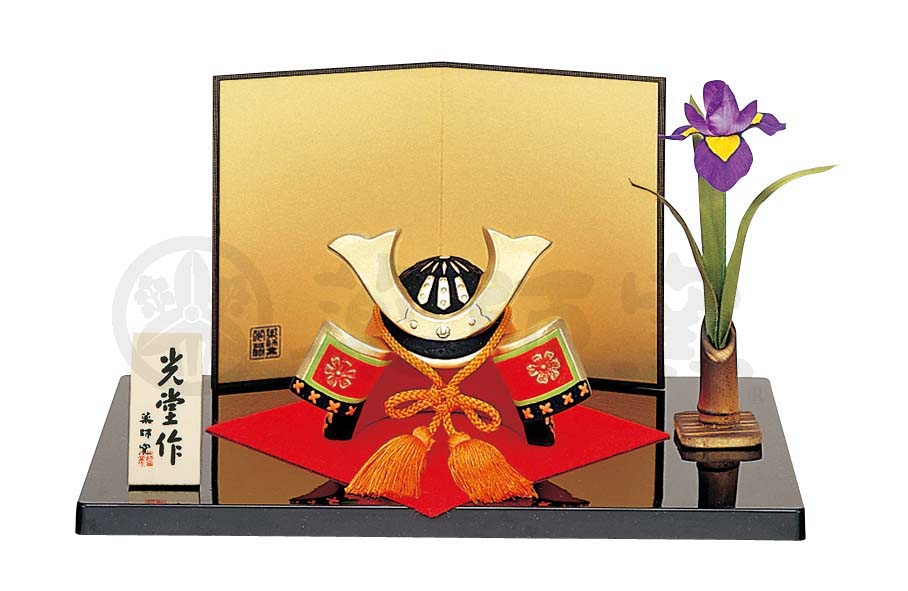 【新登場！日本製！やきものの街、瀬戸市発祥のブランド！薬師窯！】錦彩出世兜（花菖蒲付）