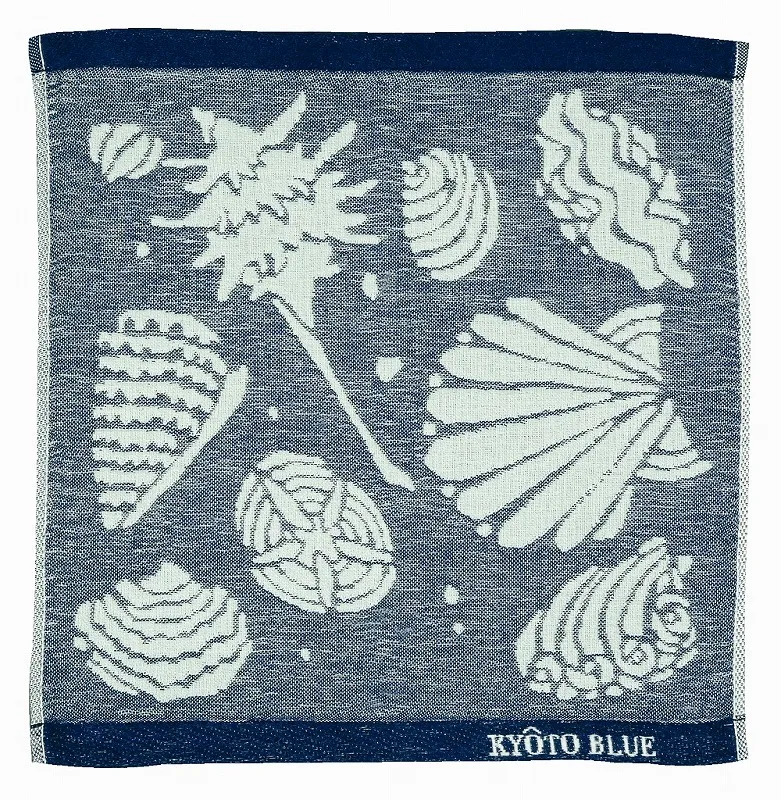 【新登場！安心の日本製！青色が美しい！KYOTO BLUE！無撚糸六重ガーゼタオルハンカチ】貝殻